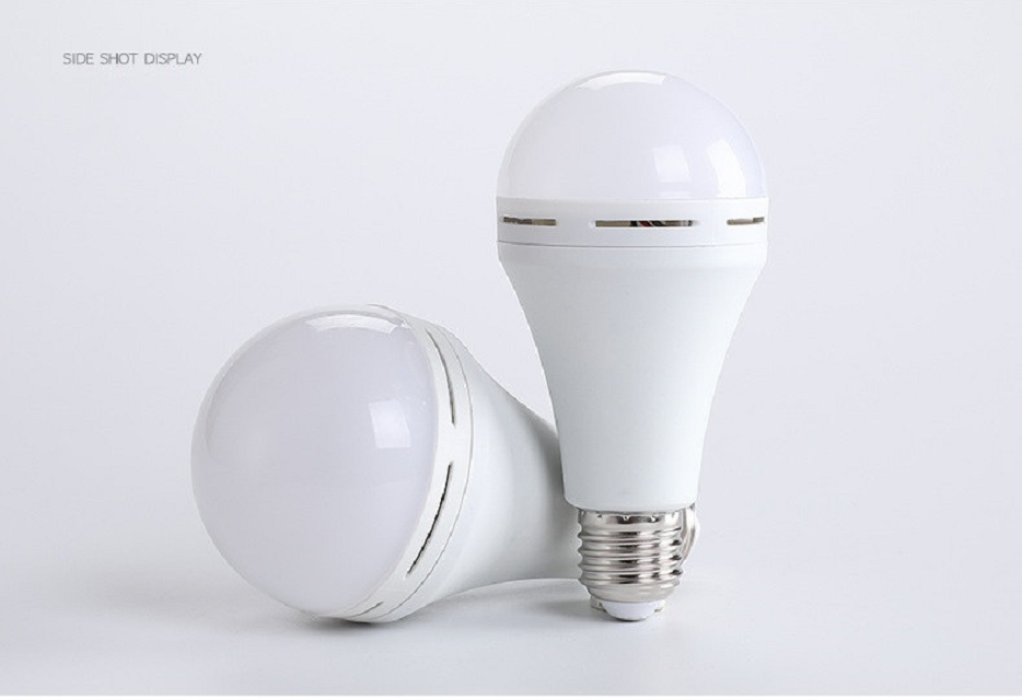 High Quality Wholesale Outdoor Camping LED Emergency Light Battery Operated LED Bulb Battery Emergency Light Home Rechargeable