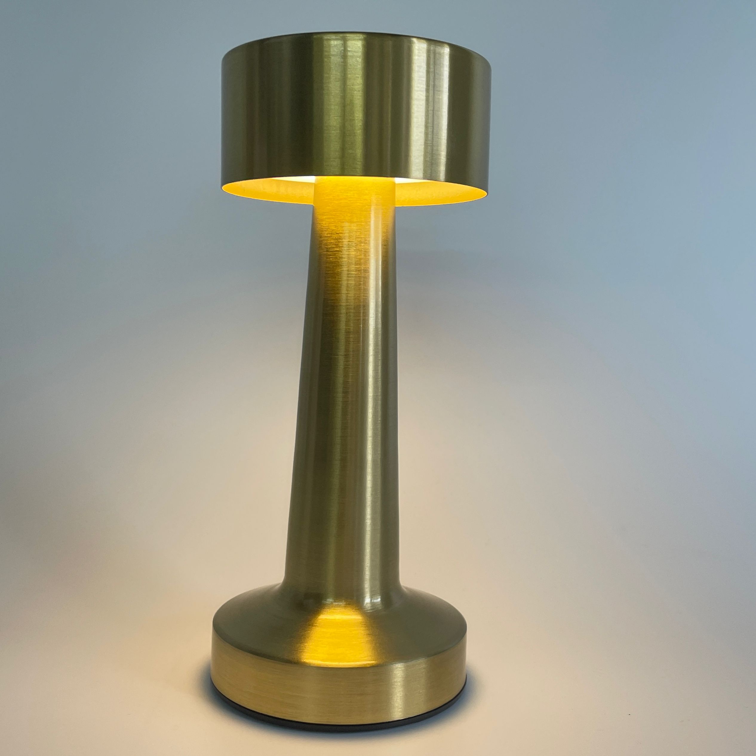 HHJ13  Rechargeable Table Lamp